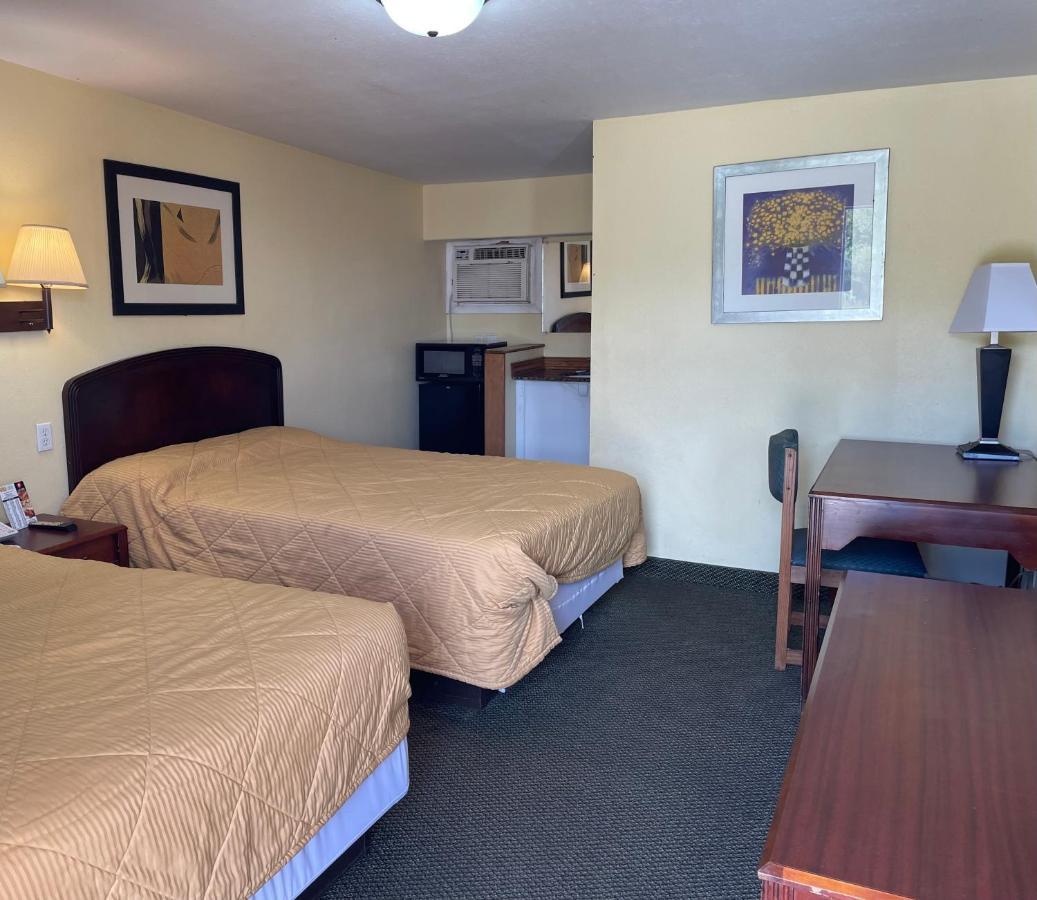 Rivers Inn Fort Madison Esterno foto