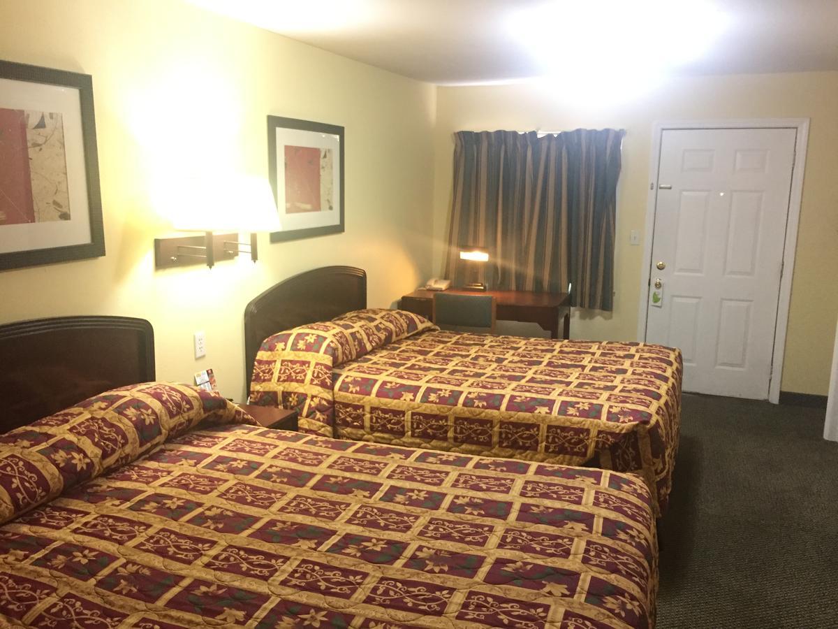 Rivers Inn Fort Madison Esterno foto