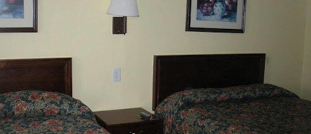 Rivers Inn Fort Madison Esterno foto