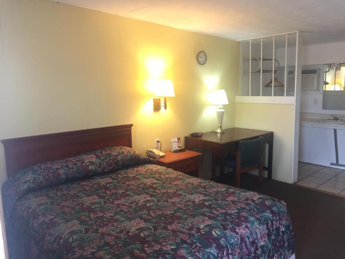 Rivers Inn Fort Madison Esterno foto